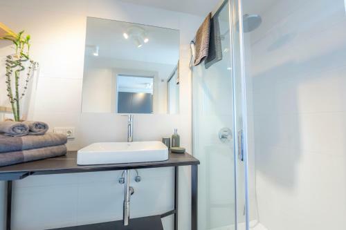 Apartamento Radazul Marina Seafront 5