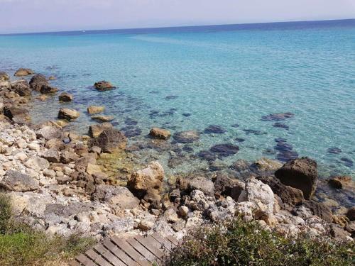 Afitos Holiday Home
