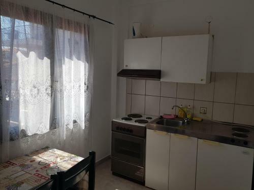 Romantic Room With Garden View #1