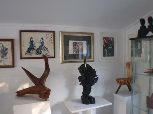 Lakefield Gallery