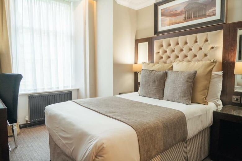 Hotel Thistle Newcastle City Centre, The County