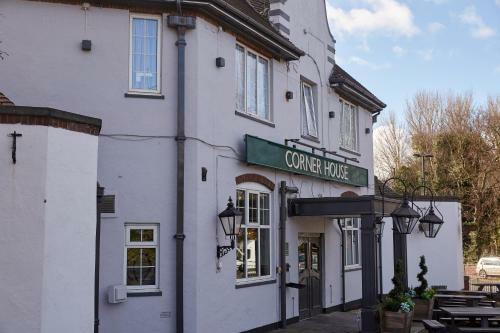 Hotel Corner House Inn By Good Night Inns