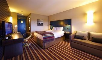 Hotel Village Urban Resort Newcastle
