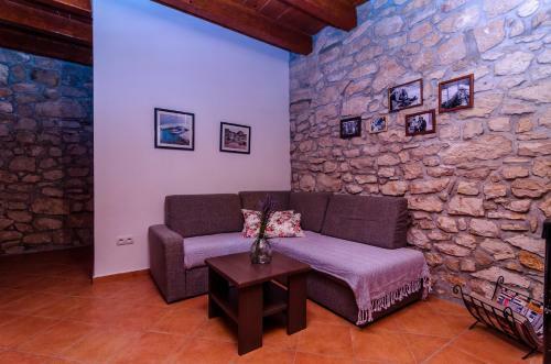 Stone House Knezevic