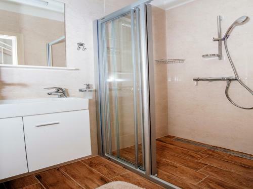 Dalmatian Villa Castello Coza With Pool, Vinjerac