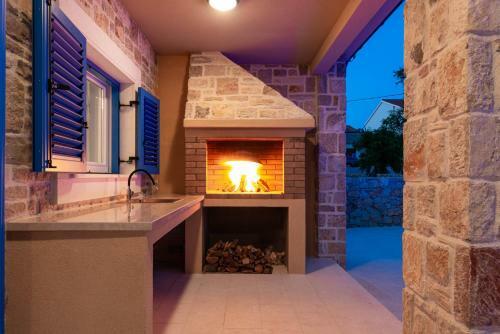 Luxury Stone Villa Banovi With Pool