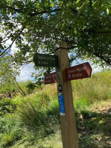 The Cwtch, With Log Fire, Sleeps 5, Pets Welcome, Nr Zip World Tower
