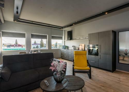 Sula Apartments