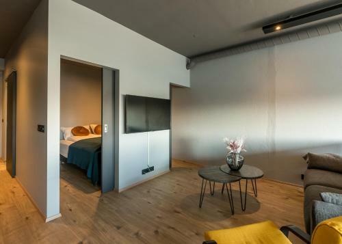 Sula Apartments