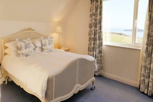 Bodnant-4 Bed-views Views Views-aberdaron