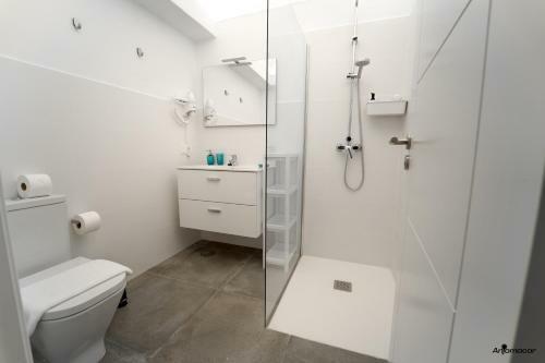 Apartamentos Anjomacar I