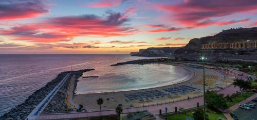 Apartamento Amadores Beach & Ocean Views