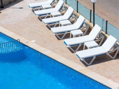Apartahotel Baulo Mar