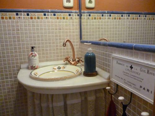 Casa Encantadora Con Piscina Privada Y Chimenea
