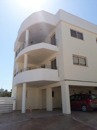 Sirina Bay Sea View Apartment