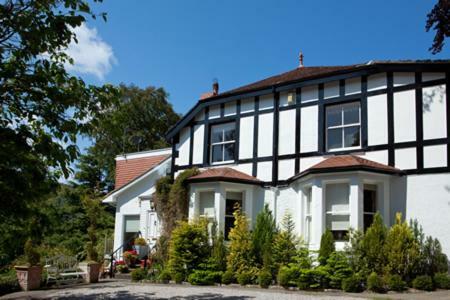 Hostal Tir Y Coed Country House