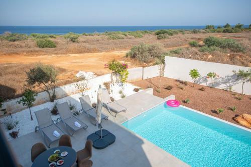 Villa Protaras Art House Seviews
