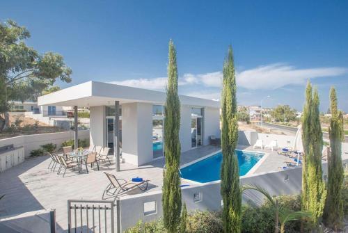 Villa Ymnia 1