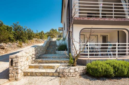Apartamento A5 - Modern Apt With Terrace 3 Min Walk To Beach