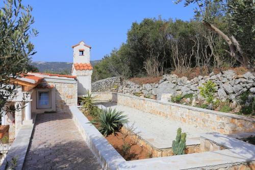 Apartments By The Sea Vinisce, Trogir - 18674