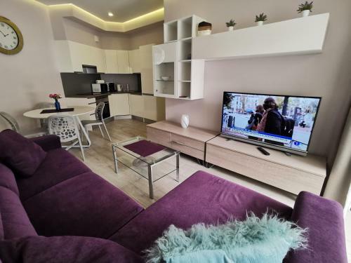 Cs Apartmentos, Large Terrace, Wifi!