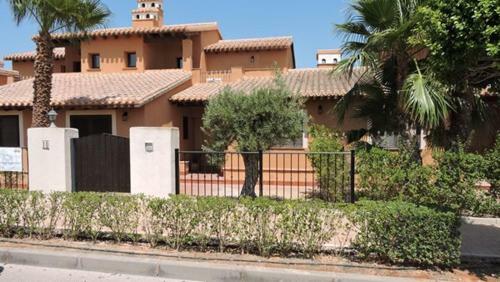 Hl025 Luxury 3 Bedroom Villa With Community Pool