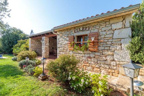 Holiday Home Tamaris With Pool