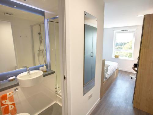 Modern And Quiet Apartments In Aberdeen