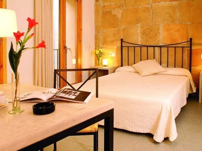 Hotel L�hostal