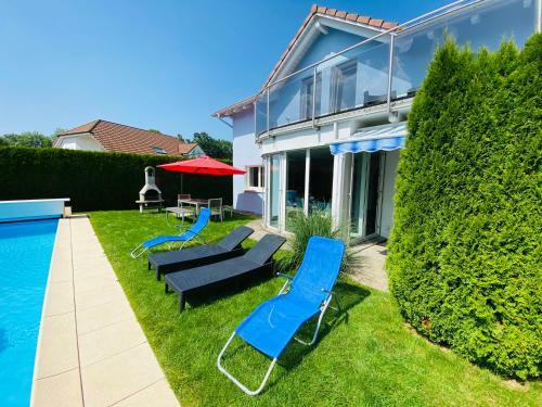 Leon's Holiday Homes Villa 1