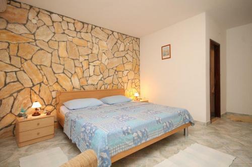 Apartments By The Sea Milna, Vis - 8917
