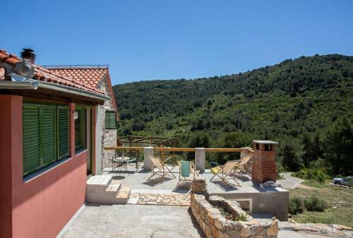 Olive Hill Family House