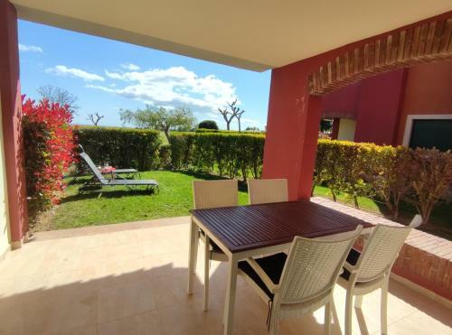Preciosa Casa Con Piscina En Bonmont