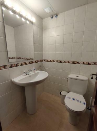 Preciosa Casa Con Piscina En Bonmont