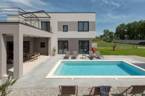 Villa 45