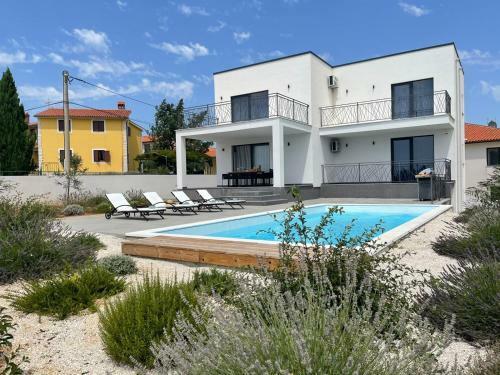 Villa Holiday House Seamare III