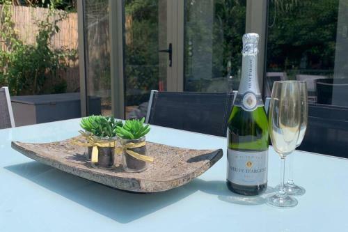 Villa Eirine Short Walk Into Town