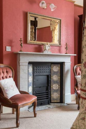 Hostal Acorn House