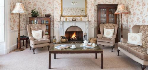 Hostal Acorn House