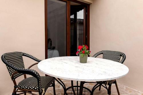 Casa Gran 1771 - Boutique Winery Hotel