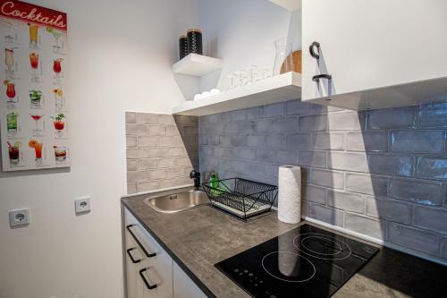 Cool Sunny Apartments