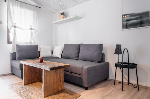 Cool Sunny Apartments