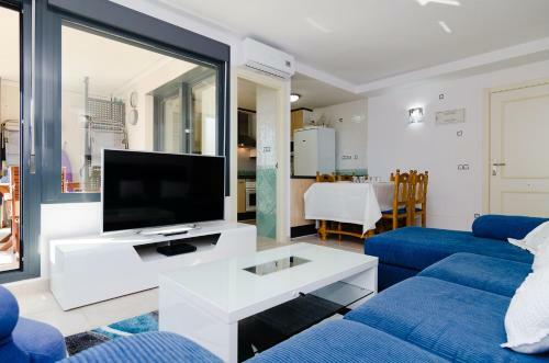 Sunny Beach Apartment