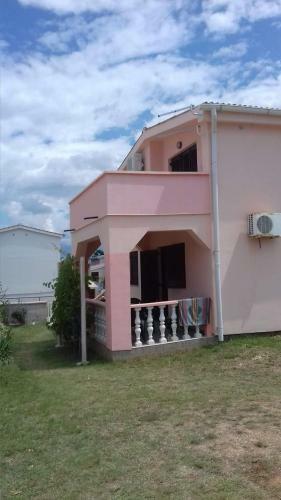 Apartman Lana Vir
