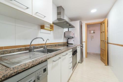 Apartamento Edificio Puerta Mitica