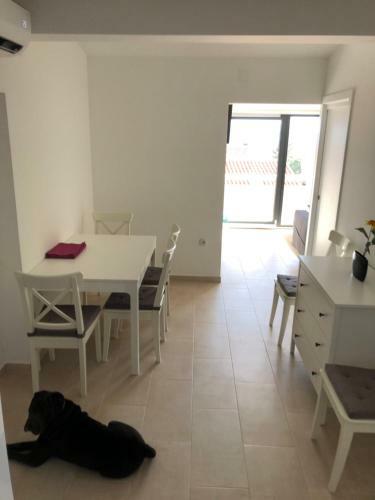 Two Bedroom Apartment Bukal Vir With A Sea View
