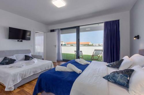 Villa Aurus - Luxury 5 Bedroom