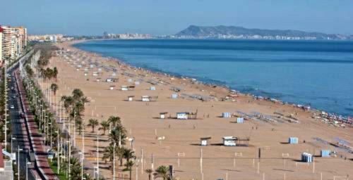 Apartamento Geminis Playa De Gandia