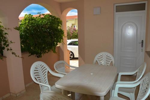 Villa Dobra Holiday Apartments