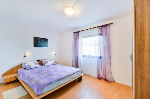 Apartments With A Parking Space Vir - Kozjak, Vir - 18579